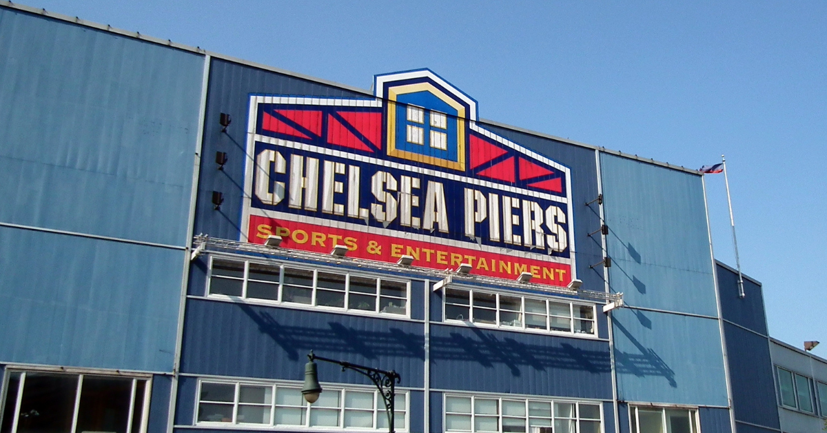 new york city chelsea piers chelsea piers sports and entertainment sign
